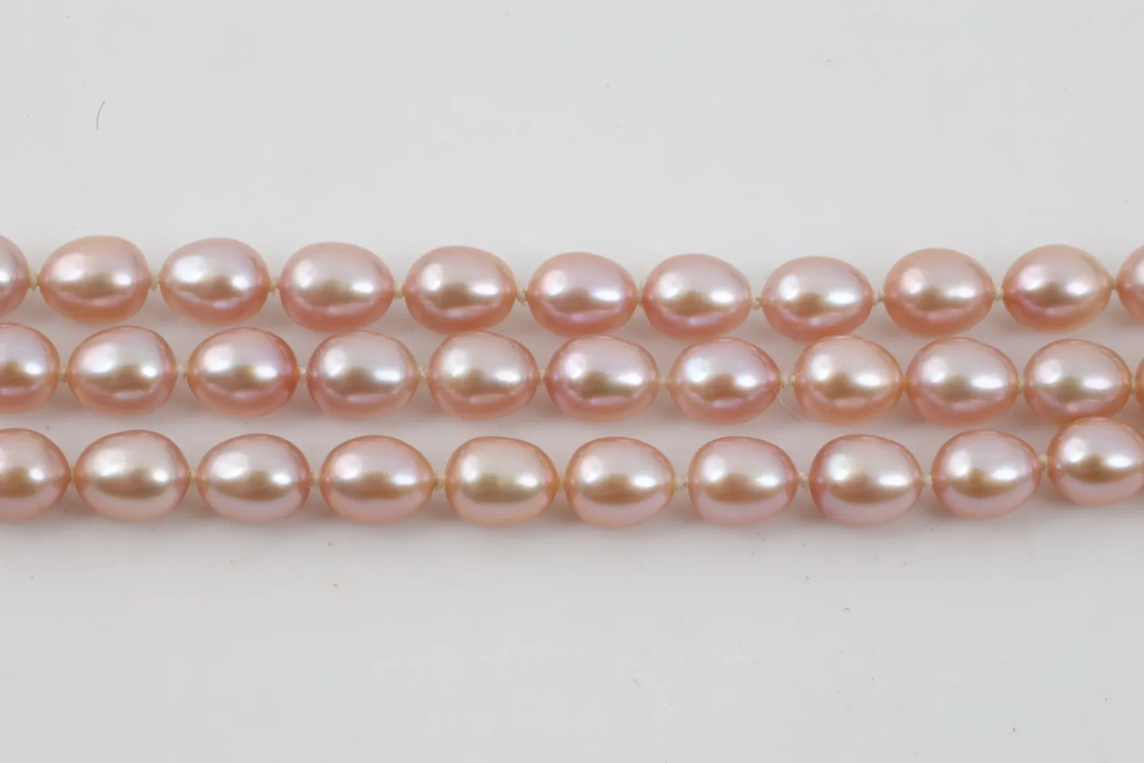 7.75" Tiffany & Co. 925 Silver Elsa Peretti Pink Pearl Bracelet (20.99g.)