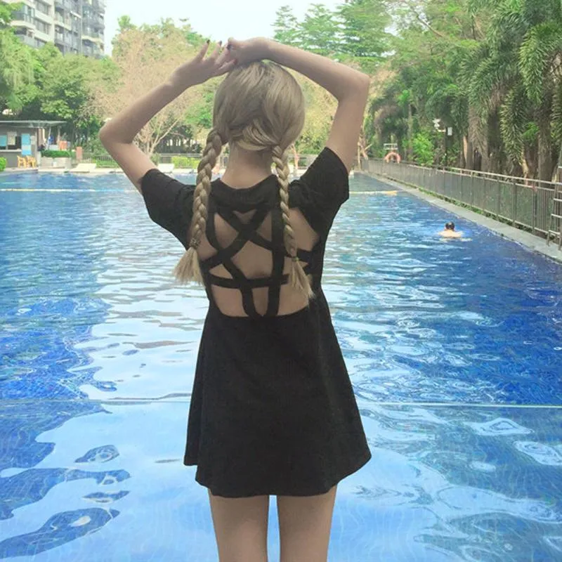 Back Side Pentagram Cut Out Dress