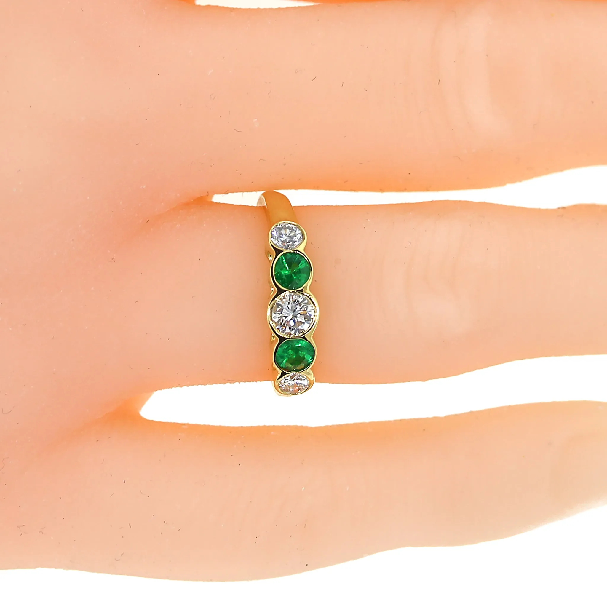 Emerald and Diamond Classic 5 Stone Ring