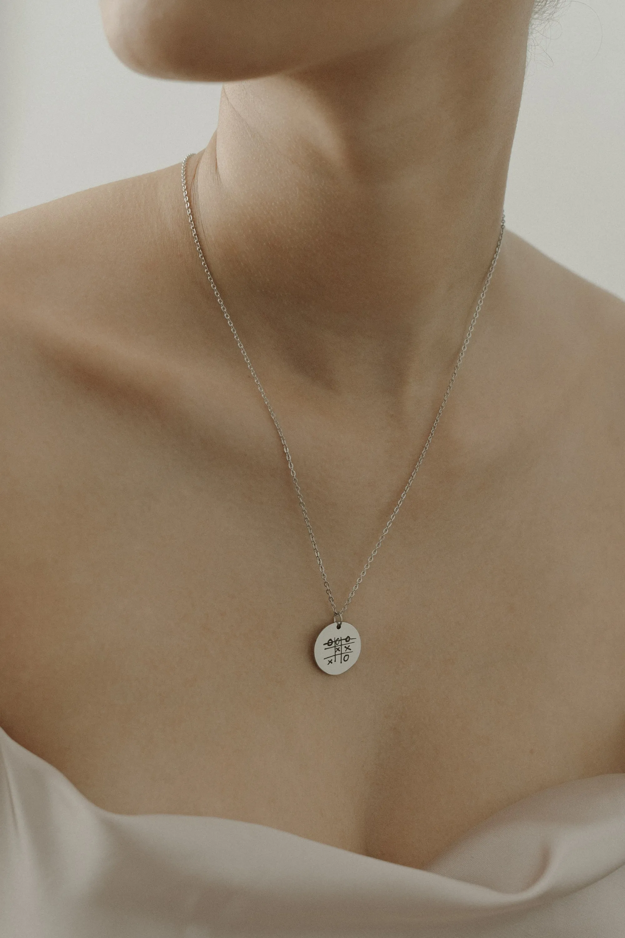 Epithet Disc Necklace 18mm [Custom Image]