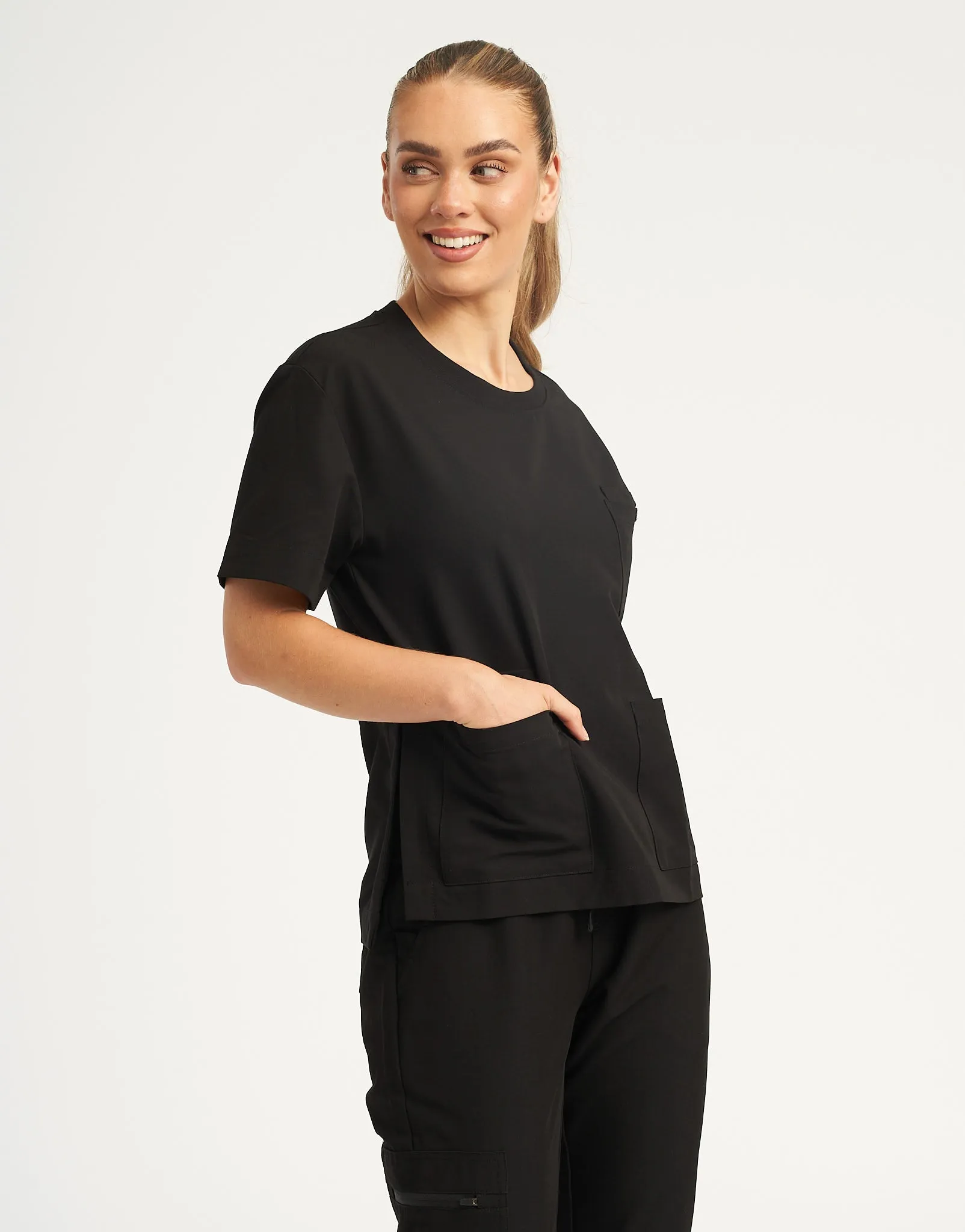 Essential Crewneck Scrub Top - Black