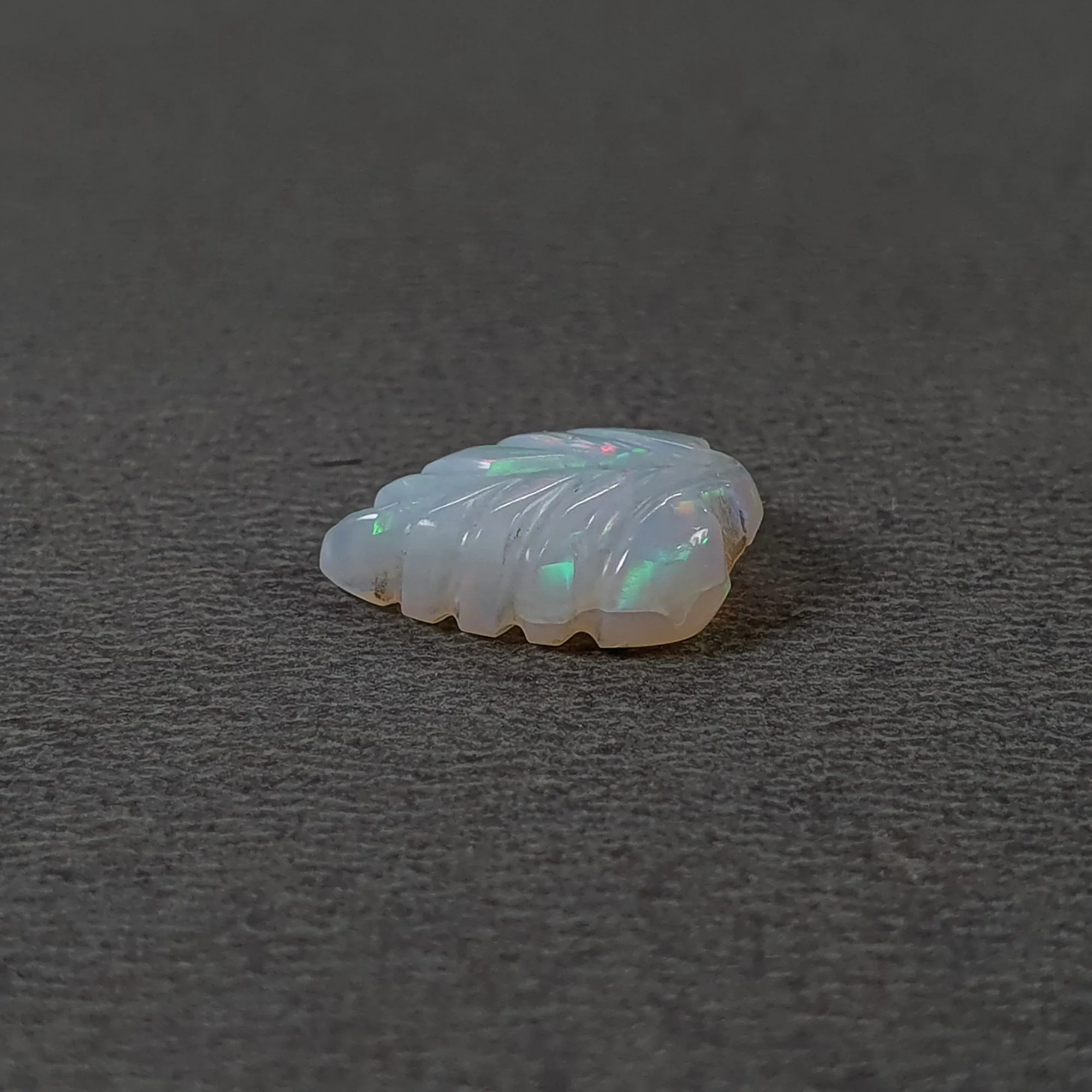 ETHIOPIAN OPAL Gemstone Carving : 2.00cts Natural Untreated White Opal Hand Carved Leaf 12.5*9.5mm