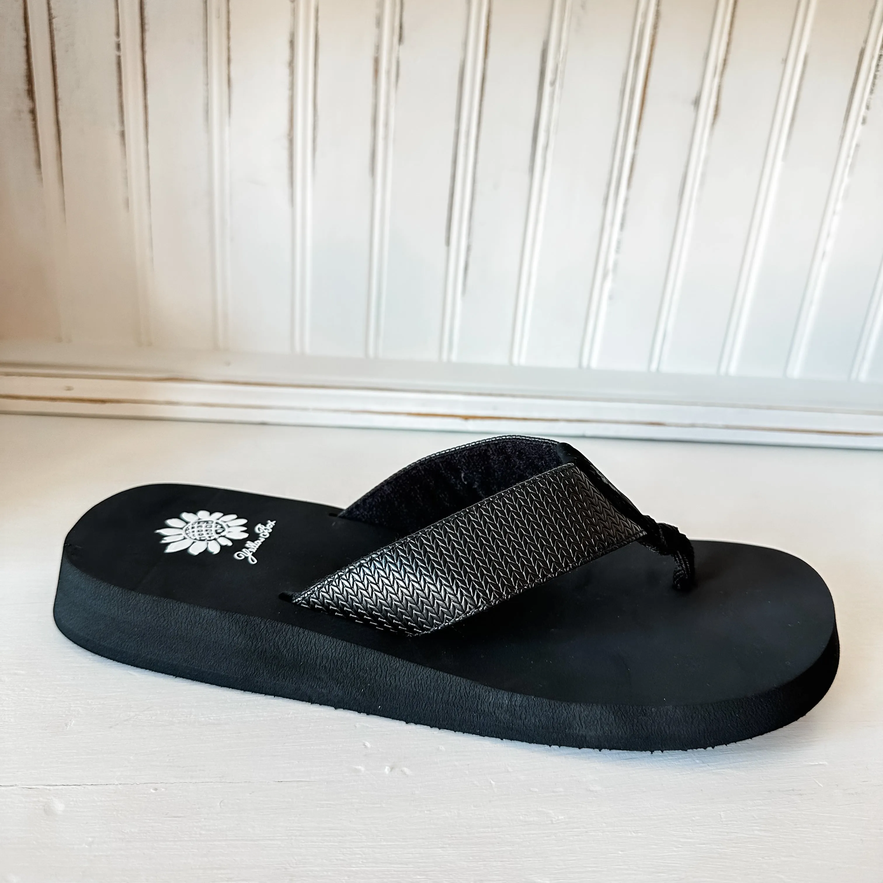 Flance Flip Flop Sandal - Black