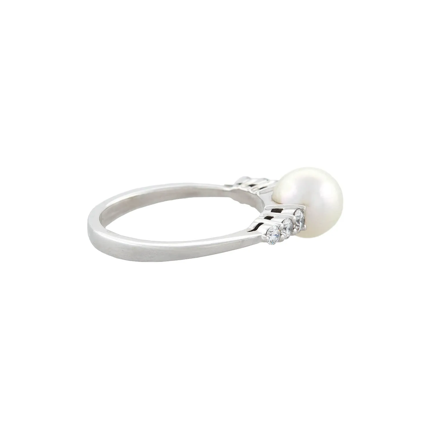 MIKIMOTO Estate 18kt, Pearl   Diamond Ring