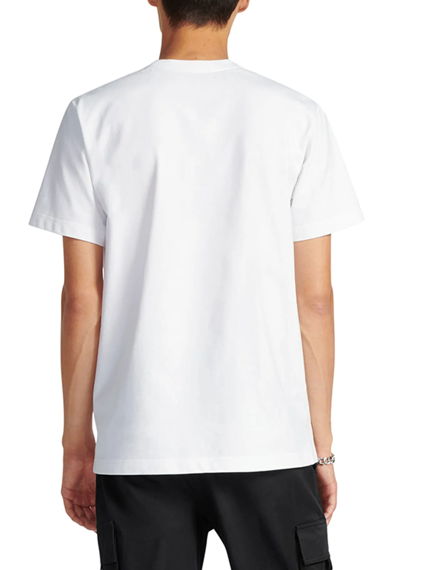 T-SHIRT WITH COMFORTABLE FIT